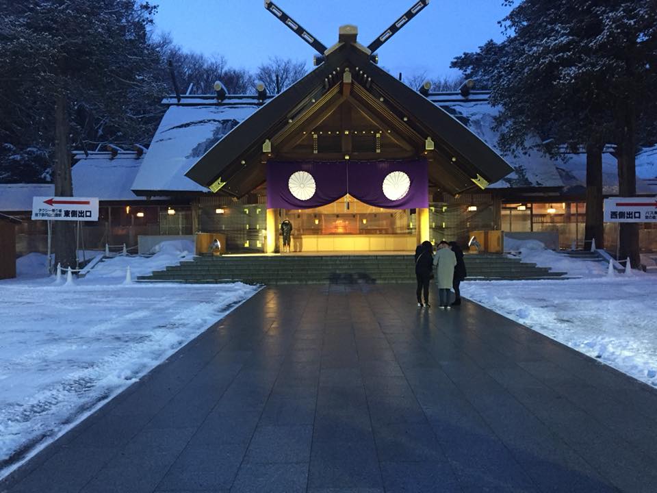 北海道神宮　初詣　混雑